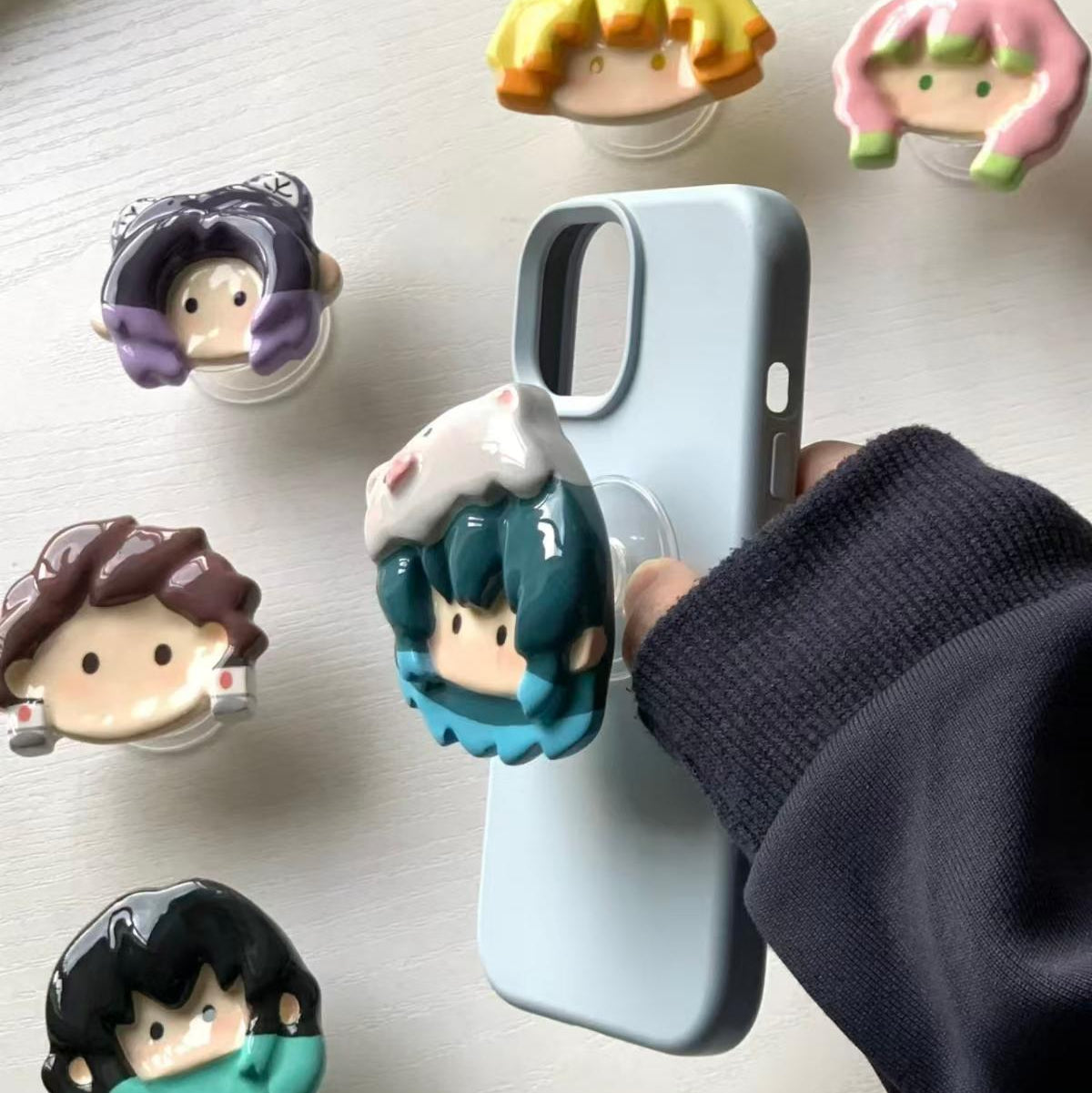 Demon Slayer | Retractable Phone Stand Inosuke