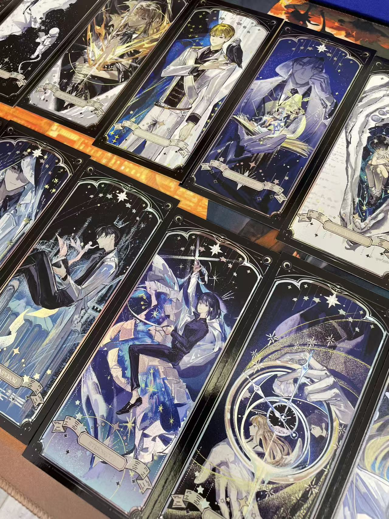 Omniscient Reader's Viewpoint | The Fool's Journey Tarot Set (Art Book + 22 Tarot Cards)
