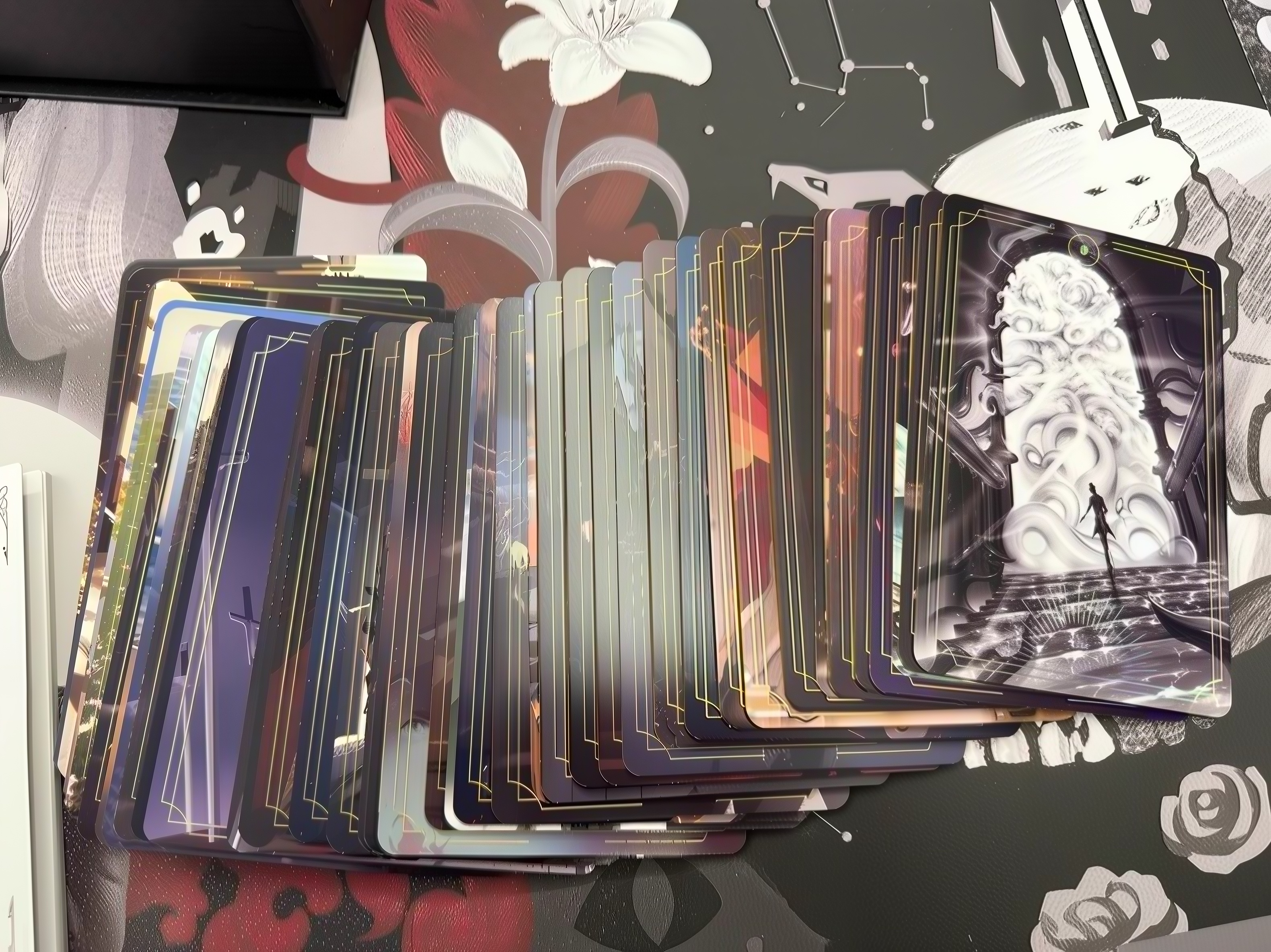 Official Lord of the Mysteries Star Echo Tarot Cards by YueWen. Premium collectible tarot deck featuring stunning fantasy artwork. Perfect for fans.