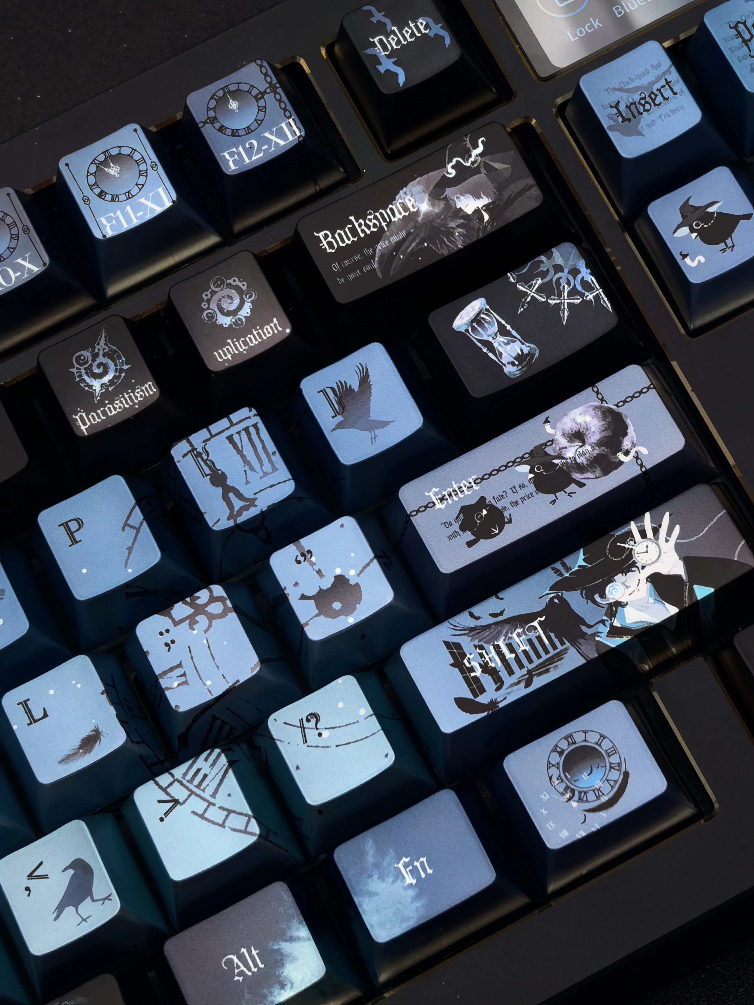 Lord of the Mysteries Amon Metallic Keycap Product Shot