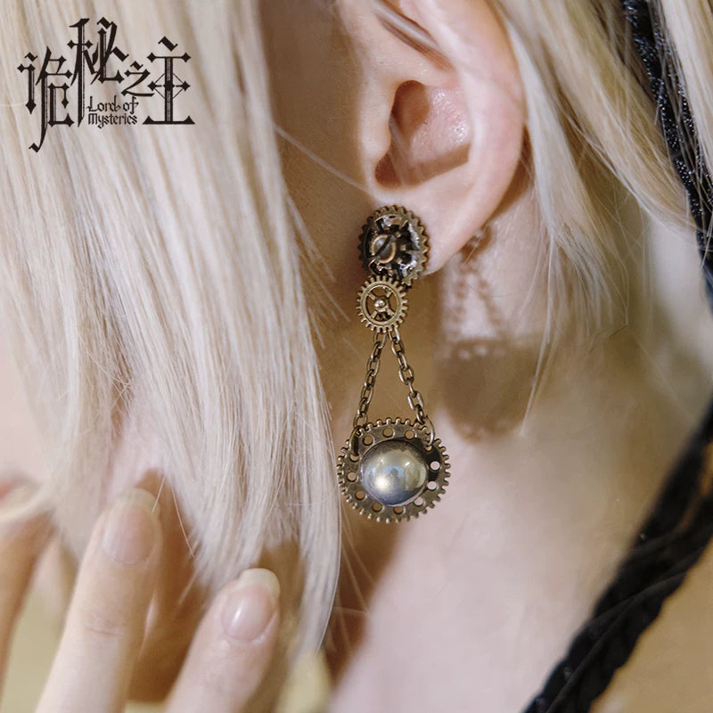Sharon series faux pearl earring worn on model