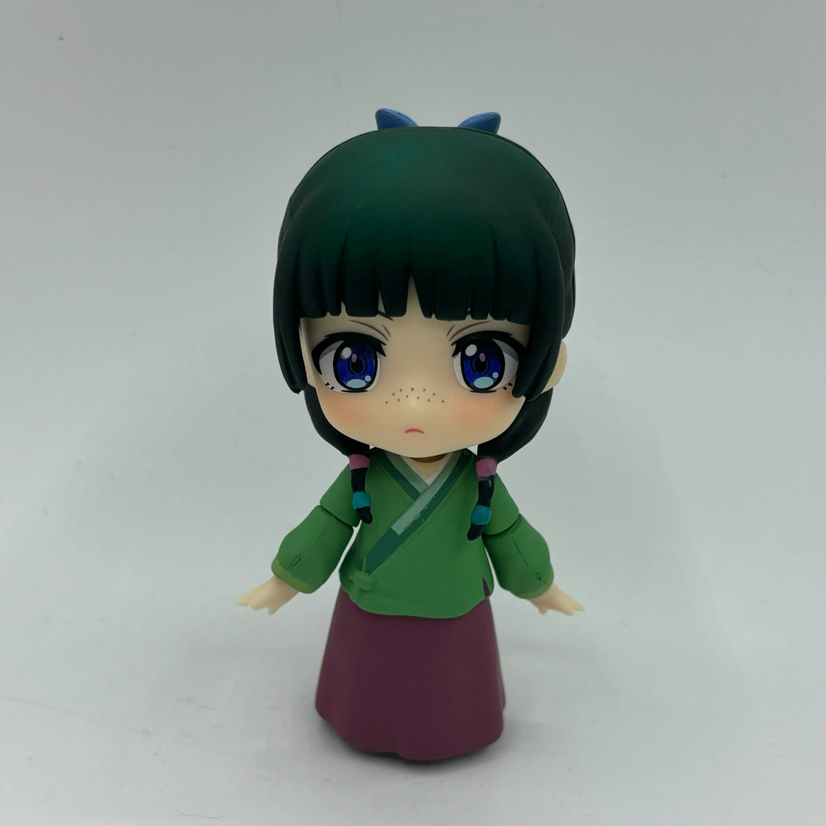 Maomao posable chibi figure front view with articulated arms