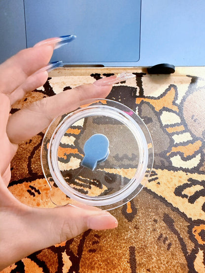 Lord of the Mysteries Klein Cat glass tumbler plastic lid close-up