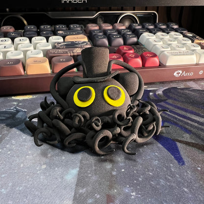 LOTM | Handmade Klein Clay Figurine 12cm