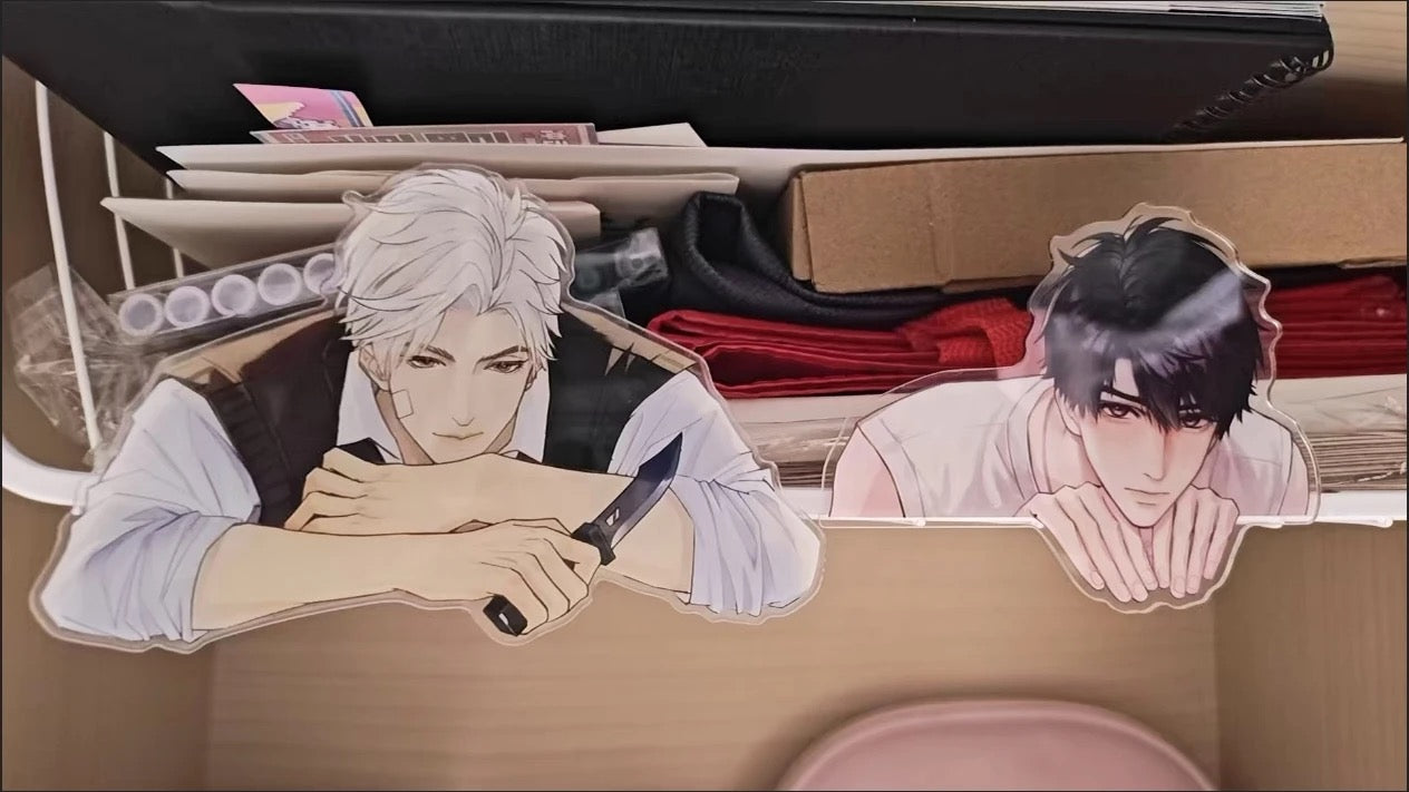 Love and DeepSpace | Caleb Plastic Clamp