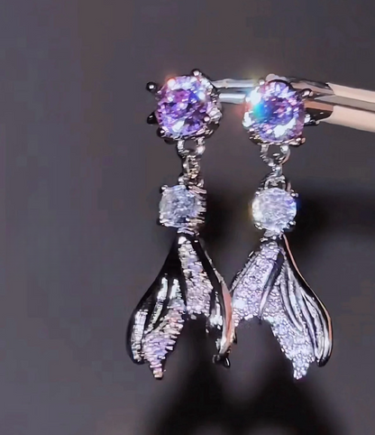 Detailed shot of the delicate mermaid tail design representing the Lemurian theme from Love and Deepspace.