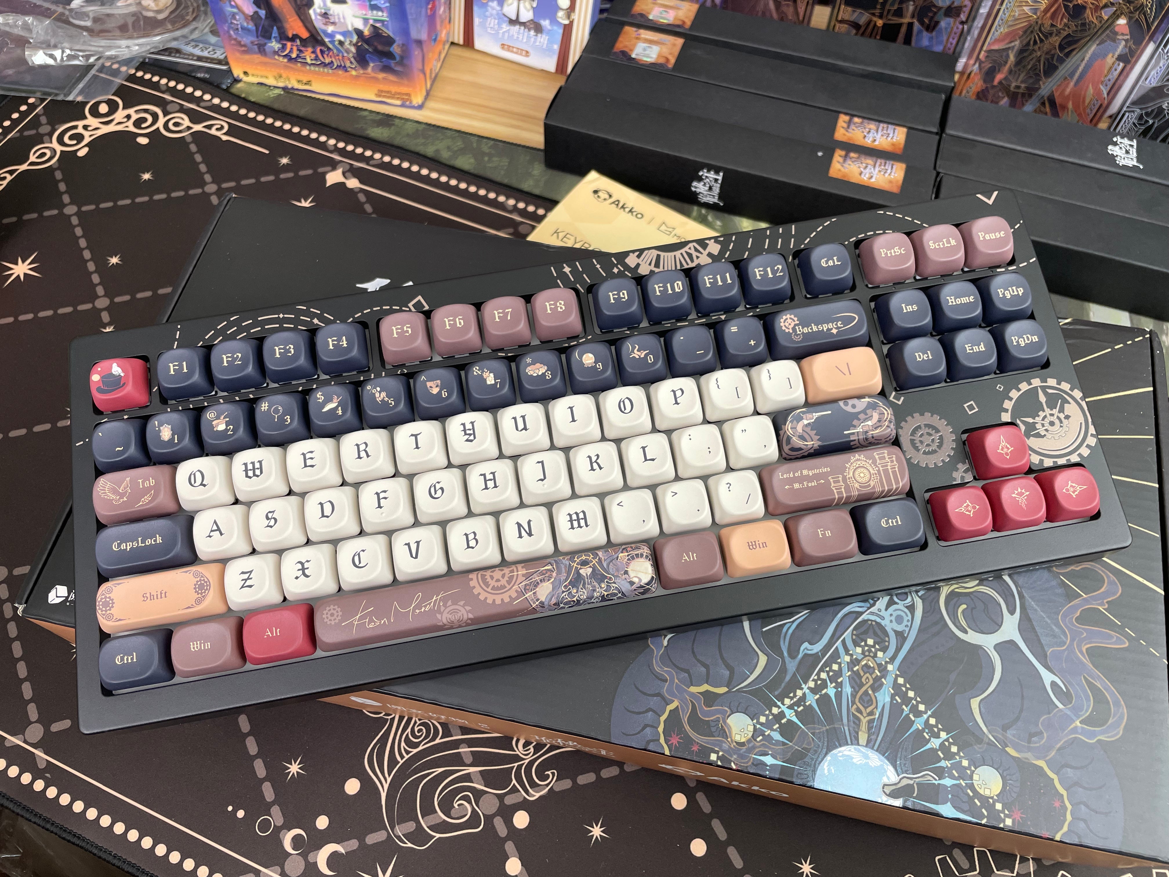 [Official] Akko x Lord of the Mysteries Limited Gift Box Bundle