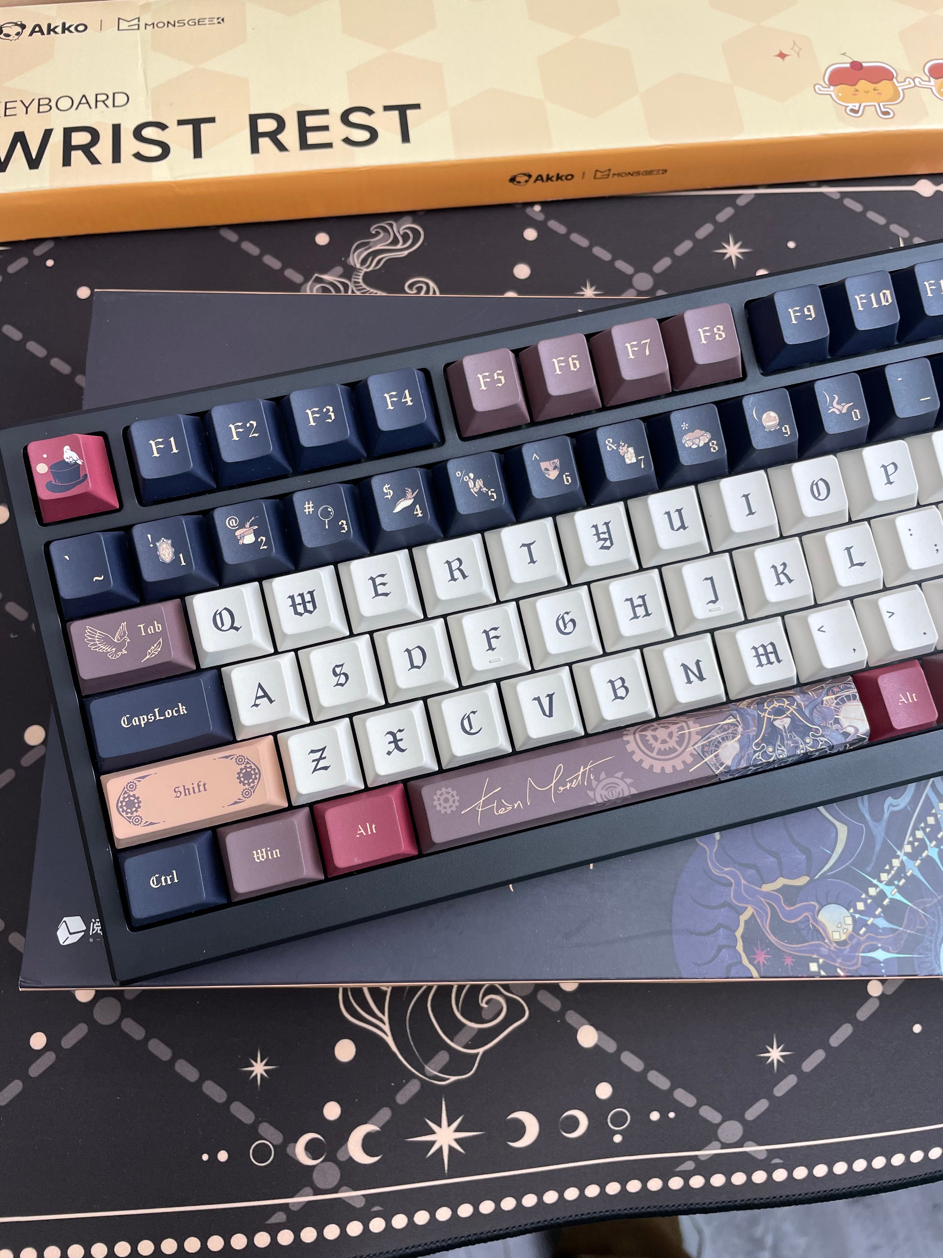 [Official] Akko x Lord of the Mysteries Limited Gift Box Bundle