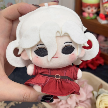 Identity V | Bloody Queen Mary Plush Doll (3.94 in)