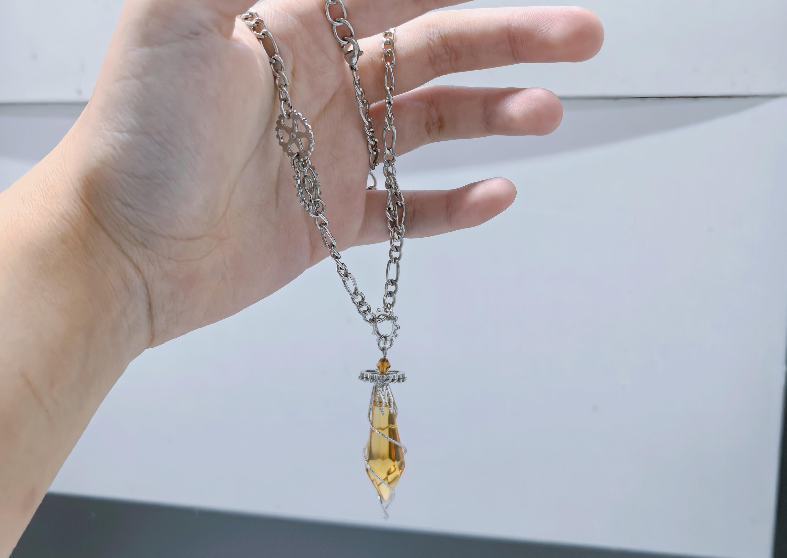 [Official] Lord of the Mysteries | Klein's Yellow Crystal Pendulum Limited Edition