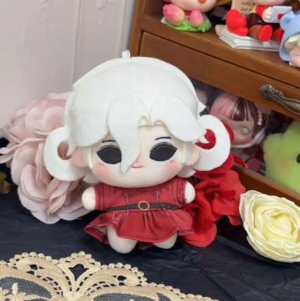 Identity V | Bloody Queen Mary Plush Doll (3.94 in)