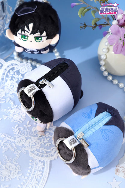 Little Mushroom plush bag zipper and keyring details