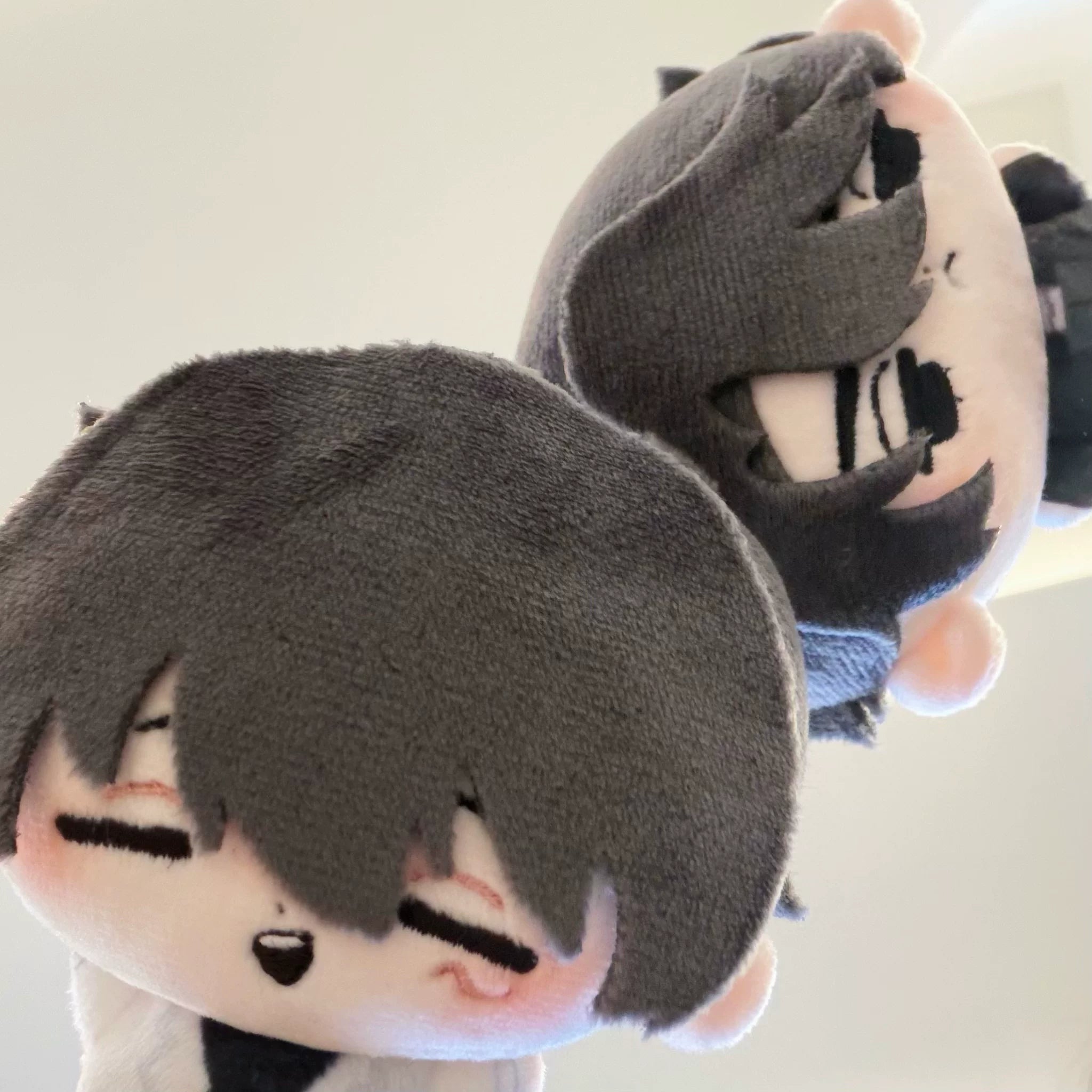 Omniscient Reader's Viewpoint Kim Dokja and Yoo Joonghyuk plush doll pair gallery image 3