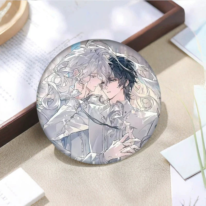 Bai Liu and Xie Ta round character badge