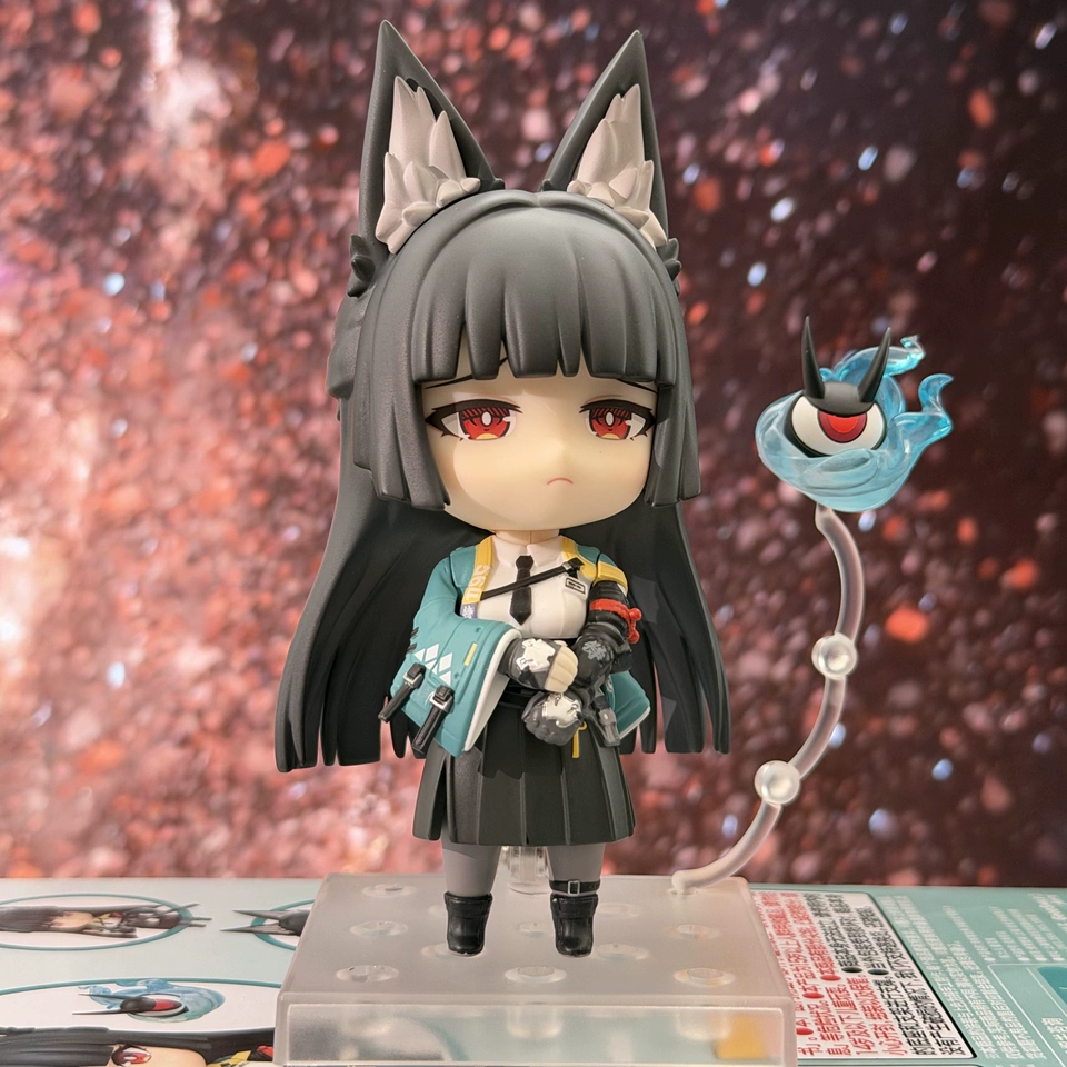 Nendoroid figure - front view with starry background