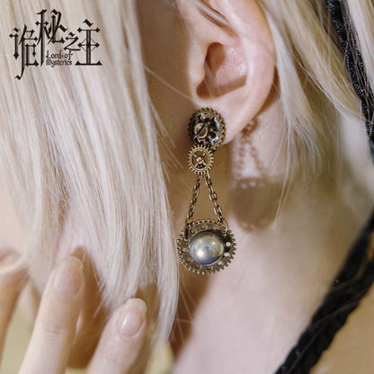 Sharon series faux pearl earring worn on model
