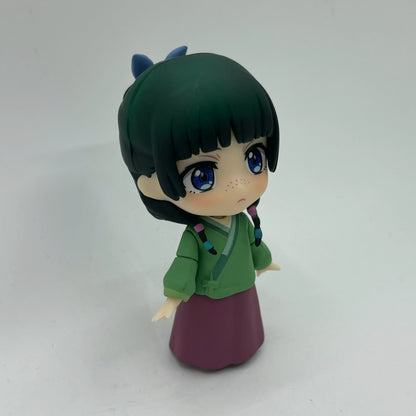 Maomao posable chibi figure side view with braided hair details